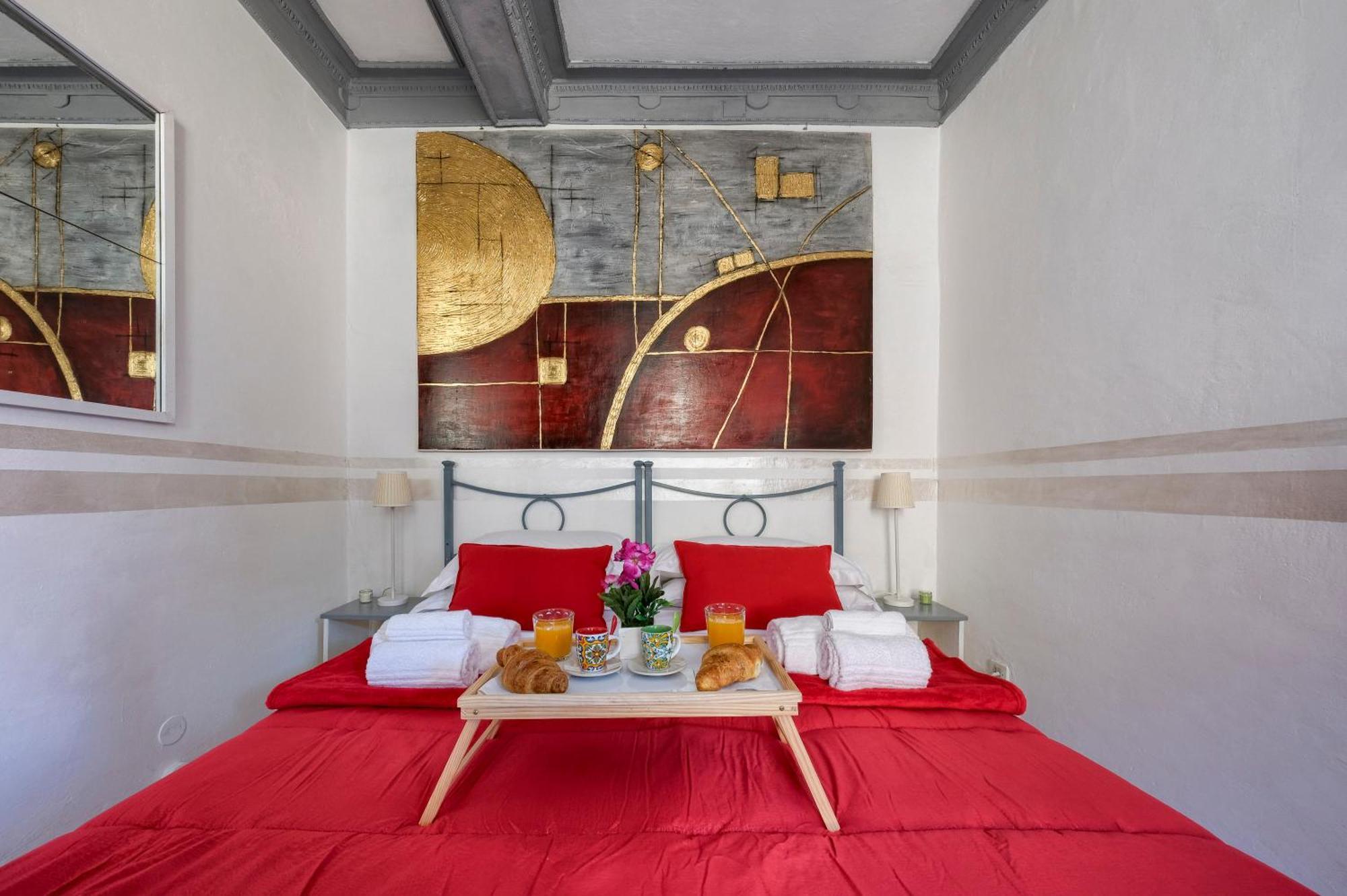 Appartamento Duomo - Station 2 Minutes Away - Casa Degli Specchi